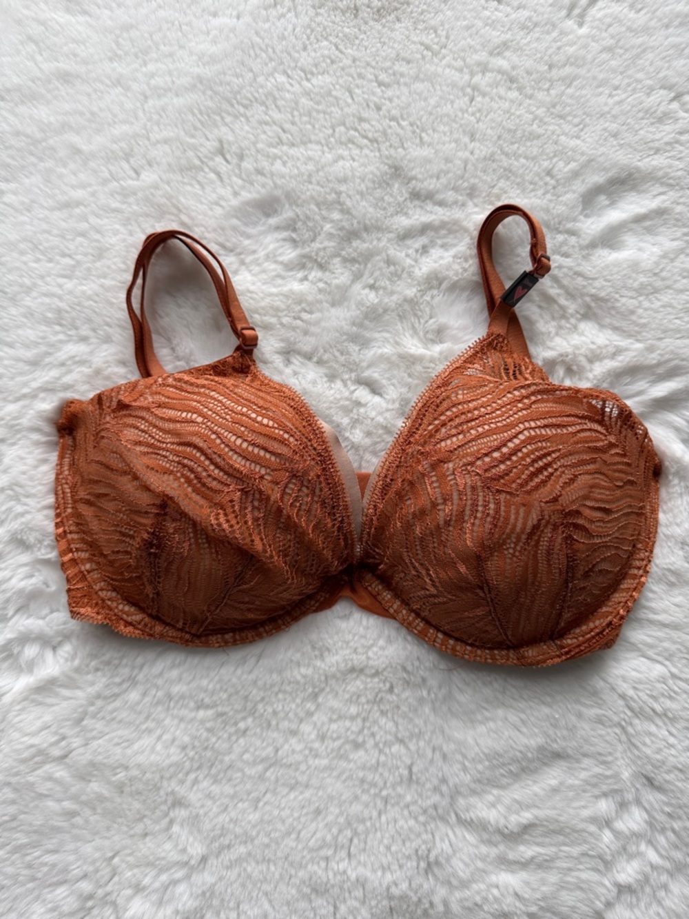 NWT Victorias Secret Very Sexy Push Up Bra Orange Lace size 32DDD